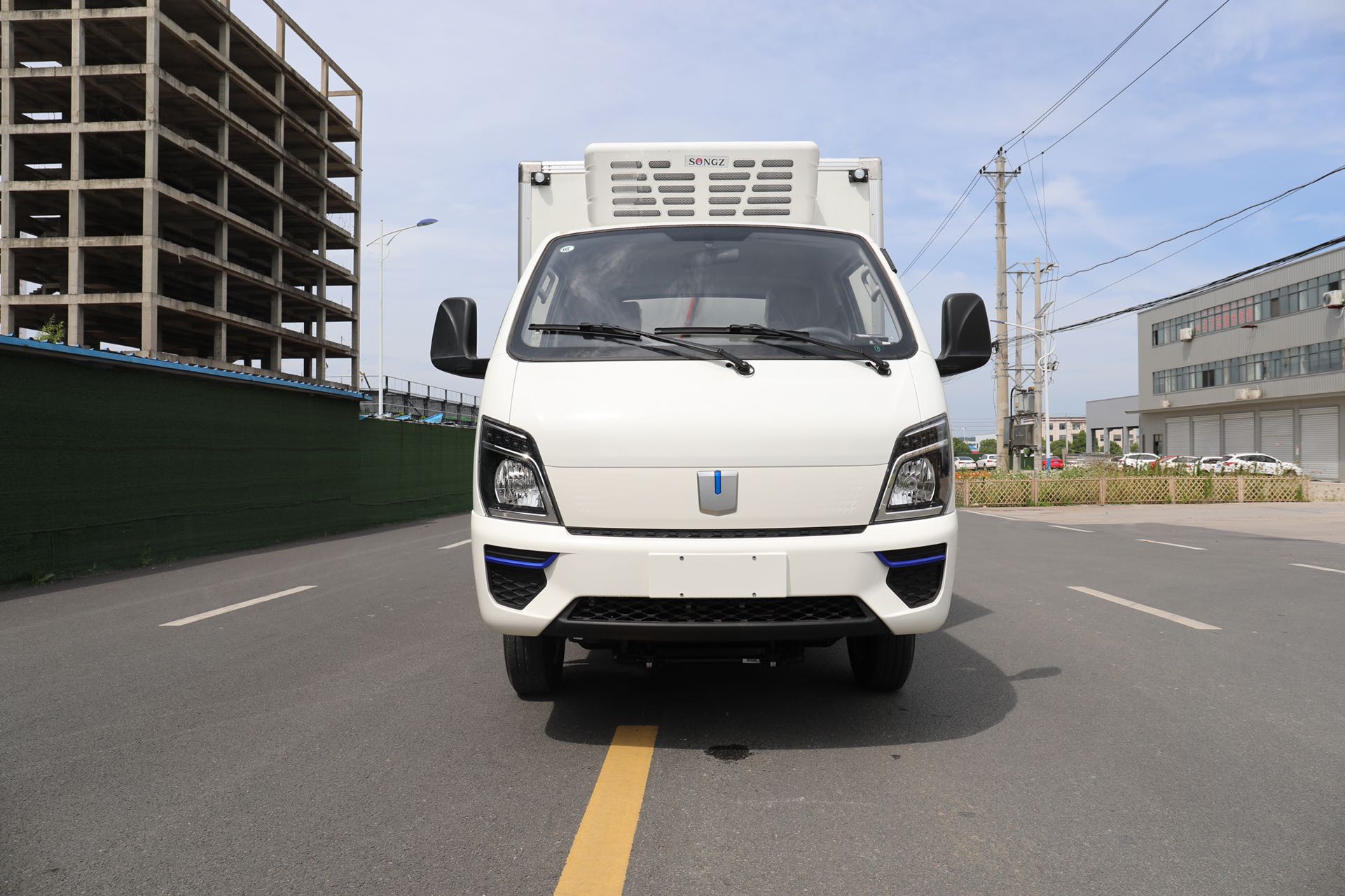 吉利 鋒銳V5E純電動冷藏車